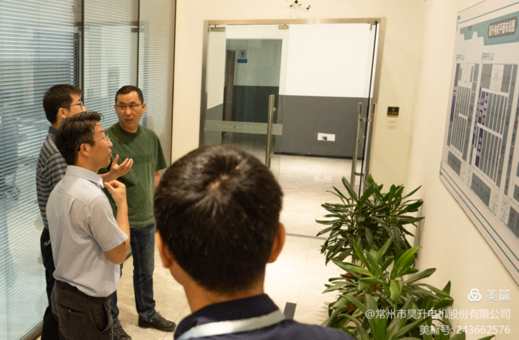 领导关怀 共筑梦想02